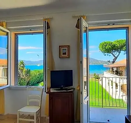 Playa Del Sol - B1e1
